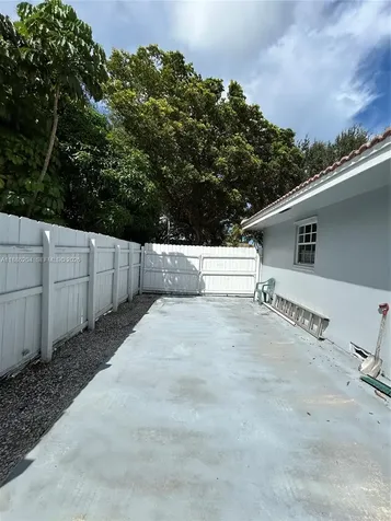 6520 SW 20th Street Plantation FL 33317