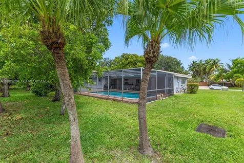 6520 SW 20th Street Plantation FL 33317