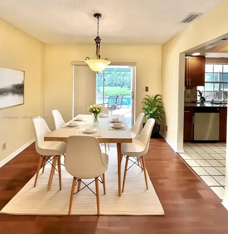 6520 SW 20th Street Plantation FL 33317