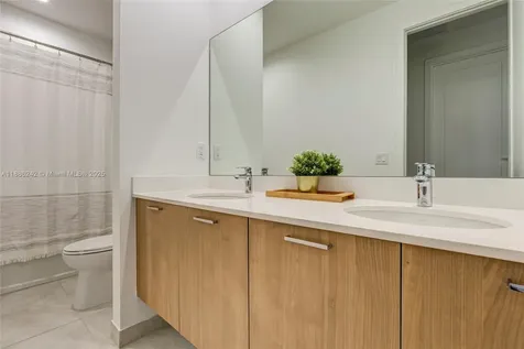 4437 NW 80th Court Doral FL 33166