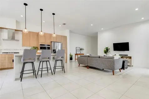 4437 NW 80th Court Doral FL 33166