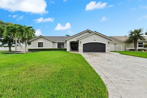 6411 Olde Moat Way Davie FL 33331