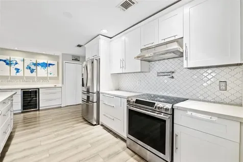 6411 Olde Moat Way Davie FL 33331