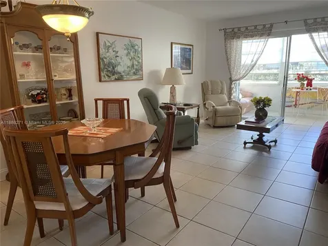 4431 NW 16th Street Lauderhill FL 33313