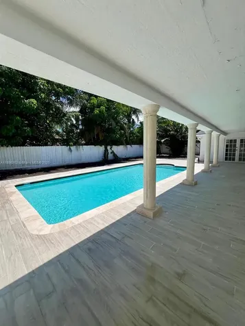 19771 SW 84th Avenue Cutler Bay FL 33189