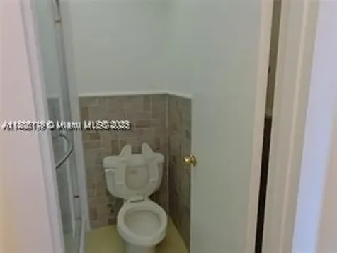 2901 NW 47th Terrace Lauderdale Lakes FL 33313