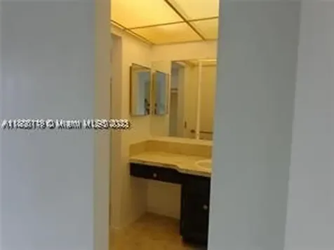 2901 NW 47th Terrace Lauderdale Lakes FL 33313