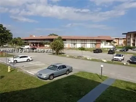2901 NW 47th Terrace Lauderdale Lakes FL 33313