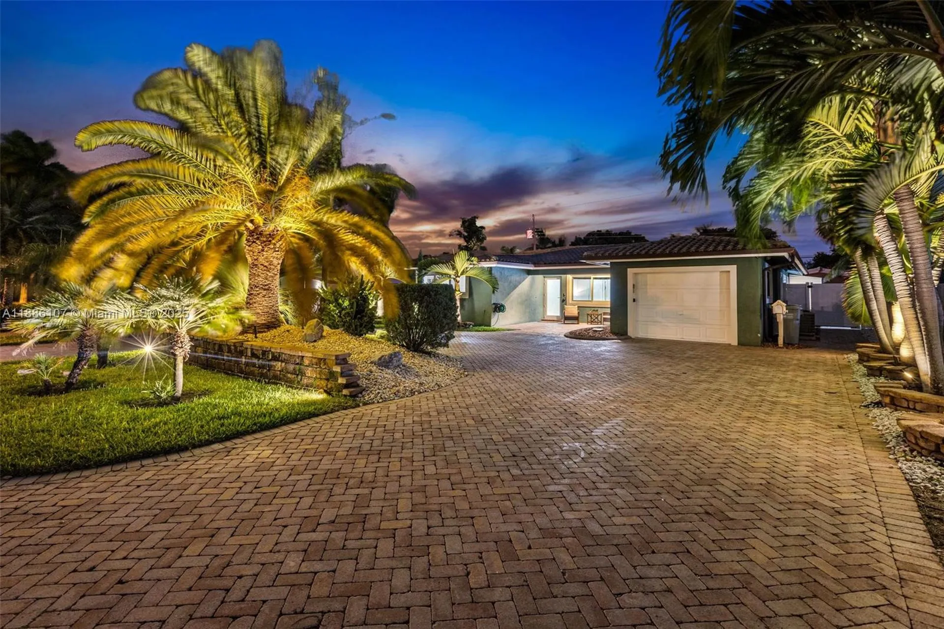 2580 SE 2nd Court Hillsboro Beach FL 33062