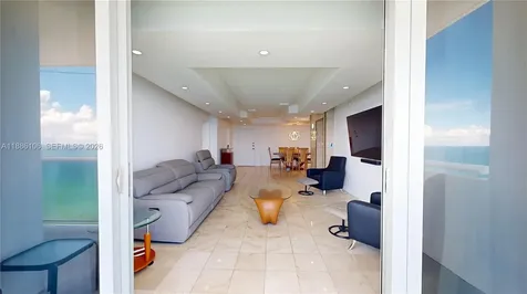 3140 S Ocean Drive Hallandale Beach FL 33009