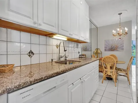 17090 NE 14th Avenue North Miami Beach FL 33162