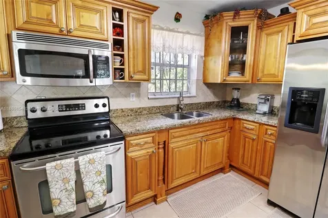 195 NE 121st Terrace North Miami FL 33161