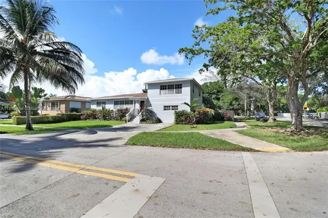 195 NE 121st Terrace North Miami FL 33161