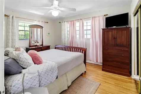 195 NE 121st Terrace North Miami FL 33161