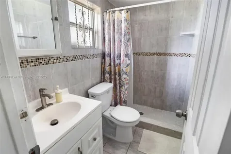 195 NE 121st Terrace North Miami FL 33161