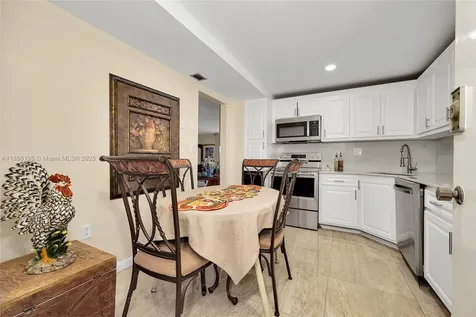 2750 NE 183rd Street Aventura FL 33160
