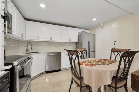 2750 NE 183rd Street Aventura FL 33160