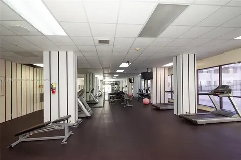 2750 NE 183rd Street Aventura FL 33160