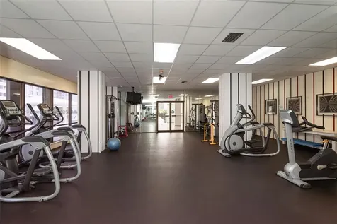 2750 NE 183rd Street Aventura FL 33160