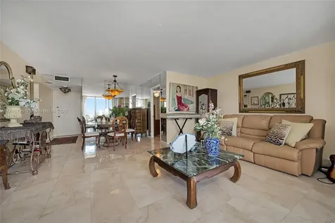 2750 NE 183rd Street Aventura FL 33160