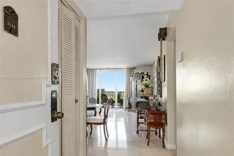 2750 NE 183rd Street Aventura FL 33160