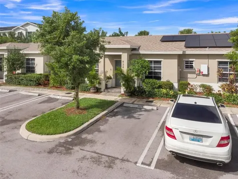 424 NE 4th Avenue Florida City FL 33034