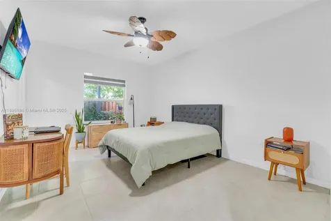 424 NE 4th Avenue Florida City FL 33034