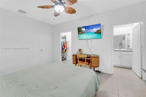 424 NE 4th Avenue Florida City FL 33034