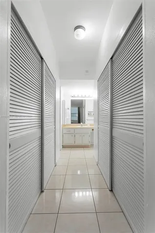 5001 Collins Avenue Miami Beach FL 33140