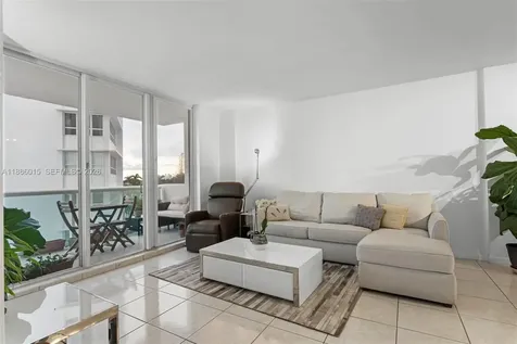 5001 Collins Avenue Miami Beach FL 33140