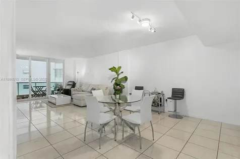 5001 Collins Avenue Miami Beach FL 33140