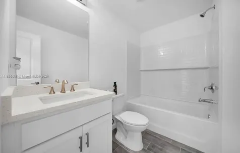 4217 NE 23rd Place Cape Coral FL 33909