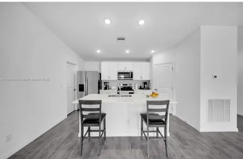 4217 NE 23rd Place Cape Coral FL 33909