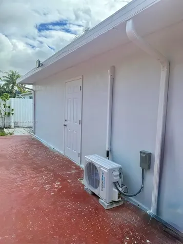 19611 NW 47th Avenue Miami Gardens FL 33055