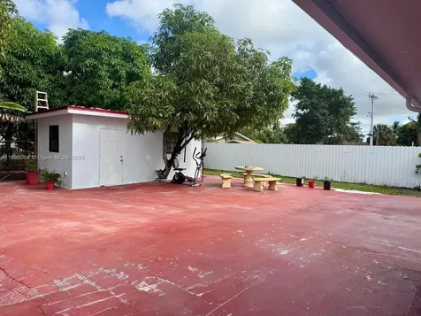 19611 NW 47th Avenue Miami Gardens FL 33055