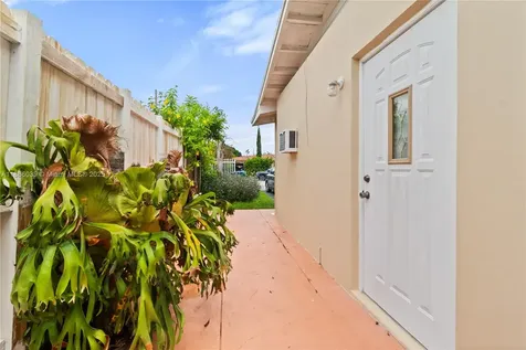 8220 SW 12th Terrace Miami FL 33144