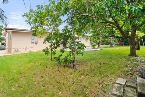 8220 SW 12th Terrace Miami FL 33144
