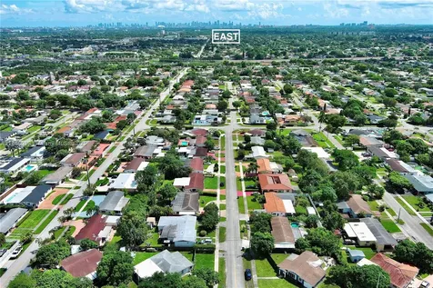 8220 SW 12th Terrace Miami FL 33144