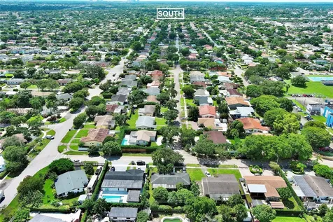 8220 SW 12th Terrace Miami FL 33144