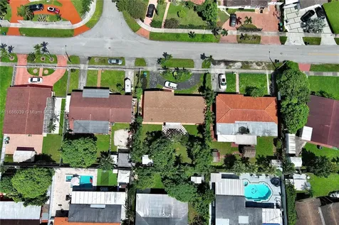 8220 SW 12th Terrace Miami FL 33144