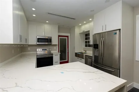3180 SW 2nd Street Miami FL 33135