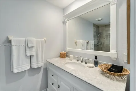 511 4th Street Key Colony Beach FL 33051