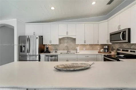 511 4th Street Key Colony Beach FL 33051