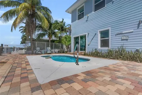 511 4th Street Key Colony Beach FL 33051