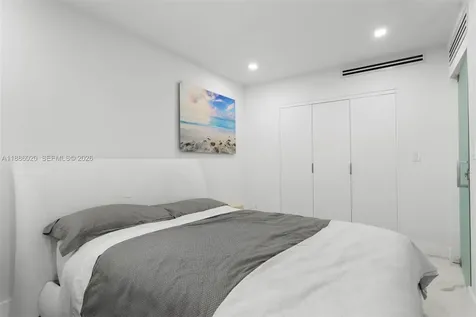 5001 Collins Avenue Miami Beach FL 33140