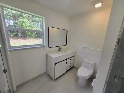 600 SW 8th Place Boynton Beach FL 33426