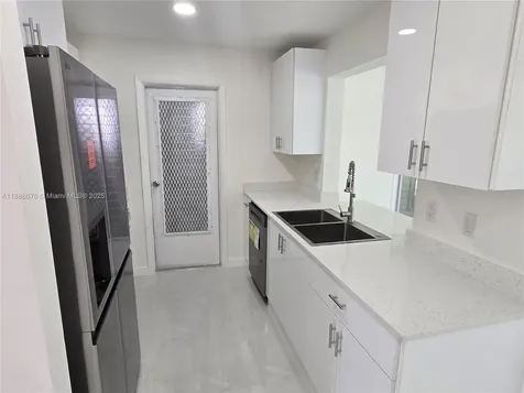 600 SW 8th Place Boynton Beach FL 33426