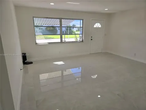 600 SW 8th Place Boynton Beach FL 33426