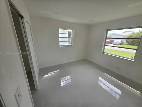 600 SW 8th Place Boynton Beach FL 33426