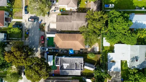 1737-1739 NW 47th Terrace Miami FL 33142